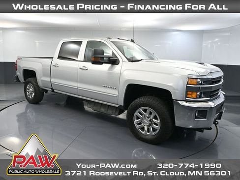 Used 2019 Chevrolet Silverado 3500 LT w/ LT Convenience Package AWD/4WD image 1