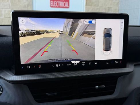 New 2026 Ford Explorer Active w/ Active Comfort Package image 41