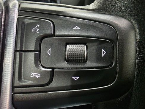 Used 2021 GMC Sierra 1500 Elevation image 6