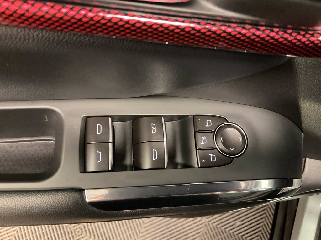 Used 2026 Chevrolet Traverse RS AWD/4WD image 16
