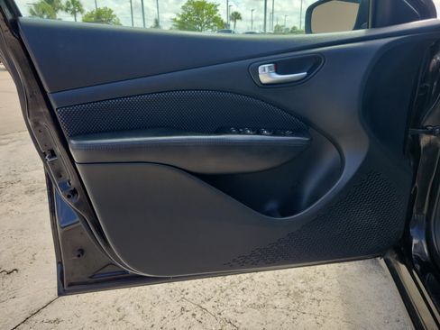Used 2016 Dodge Dart SE w/ Convenience Group FWD image 13