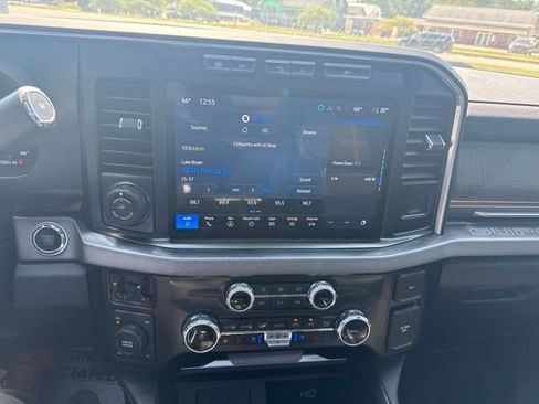 Used 2023 Ford F250 Platinum AWD/4WD image 19