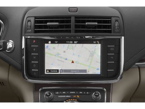 Used 2020 Lincoln Continental FWD image 17