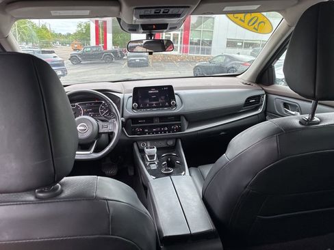 Certified 2023 Nissan Rogue SV w/ SV Premium B Package AWD/4WD image 28