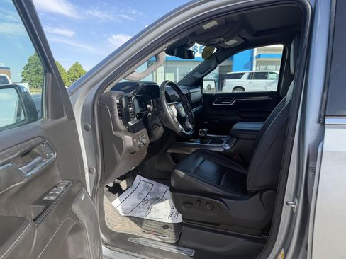 Used 2023 Chevrolet Silverado 1500 LTZ AWD/4WD image 7