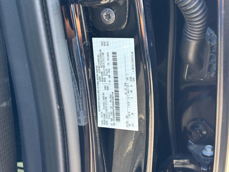Used 2025 Ford F350 Lariat AWD/4WD image 24
