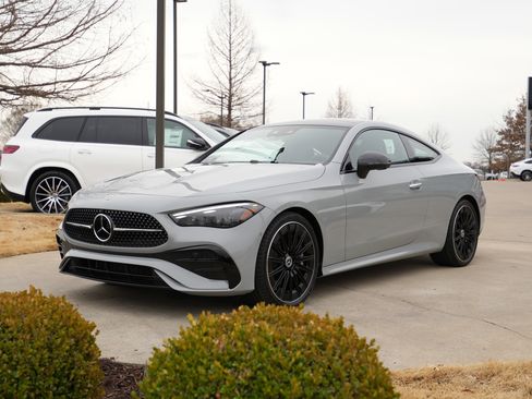 New 2026 Mercedes-Benz CLE 450 4MATIC Coupe image 3