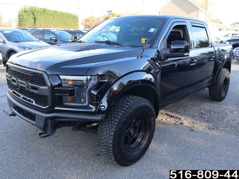 Used 2018 Ford F150 Raptor w/ Equipment Group 802A Luxury image 10