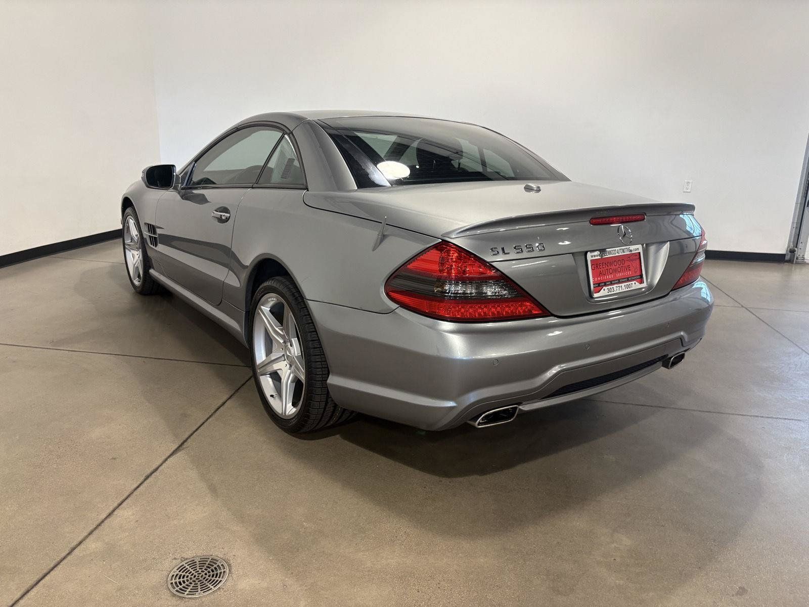 Used 2009 Mercedes-Benz SL 550 image 5