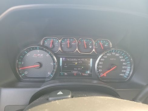 Used 2018 Chevrolet Silverado 1500 LT w/ All Star Edition AWD/4WD image 30