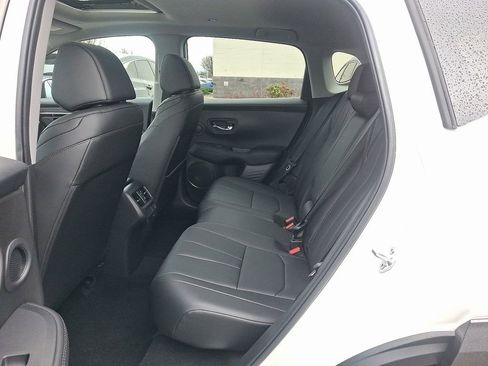 Certified 2025 Acura ADX Base image 10