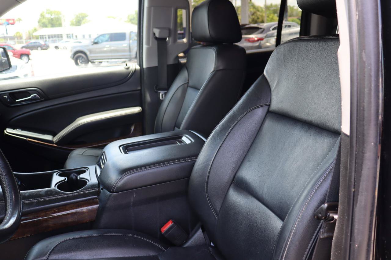 Used 2019 Chevrolet Suburban LT AWD/4WD image 12