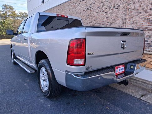 Used 2015 RAM 1500 Classic SLT image 3