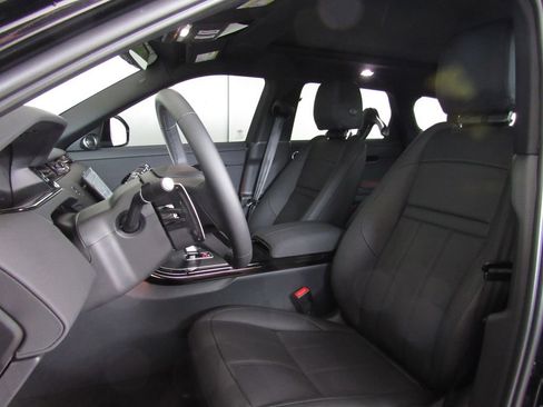 Used 2026 Land Rover Range Rover Evoque Dynamic SE image 10