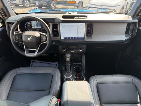 Used 2024 Ford Bronco Outer Banks AWD/4WD image 26