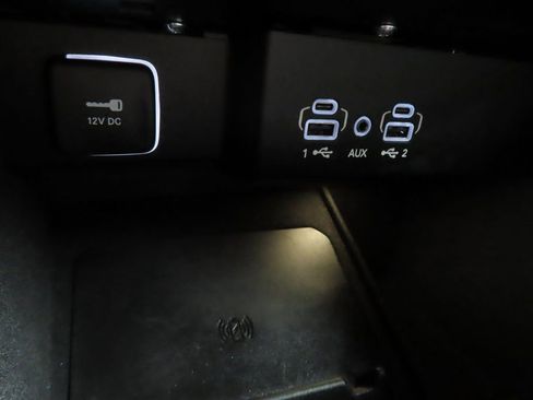 Used 2024 Jeep Wagoneer L Series II w/ Flexible Seating Group image 12