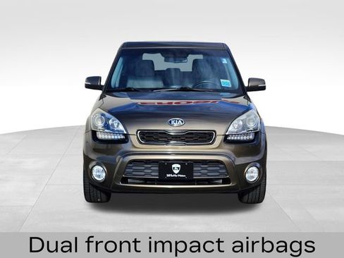 Used 2013 Kia Soul ! image 3