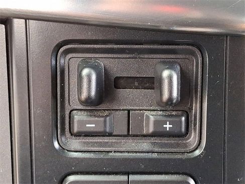 Used 2022 Ford F150 Lariat w/ Tow Technology Package image 24