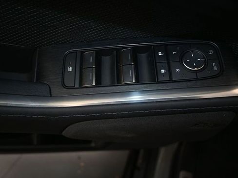 Used 2024 Lexus GX 550 AWD/4WD image 14