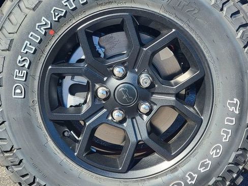 New 2026 Jeep Gladiator Sport image 17