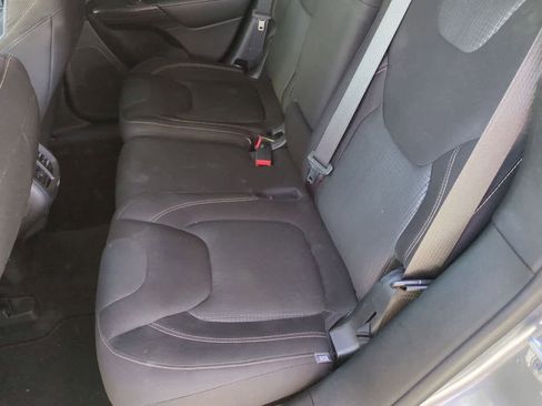 Used 2017 Jeep Cherokee Latitude image 19