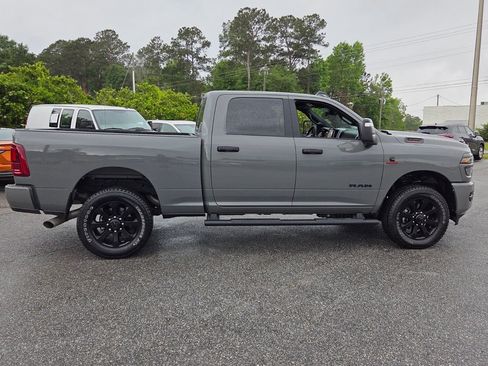 Used 2026 RAM 3500 Big Horn AWD/4WD image 11