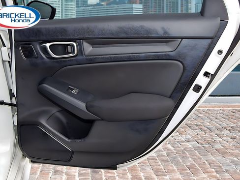 Certified 2025 Honda Civic Sport image 14