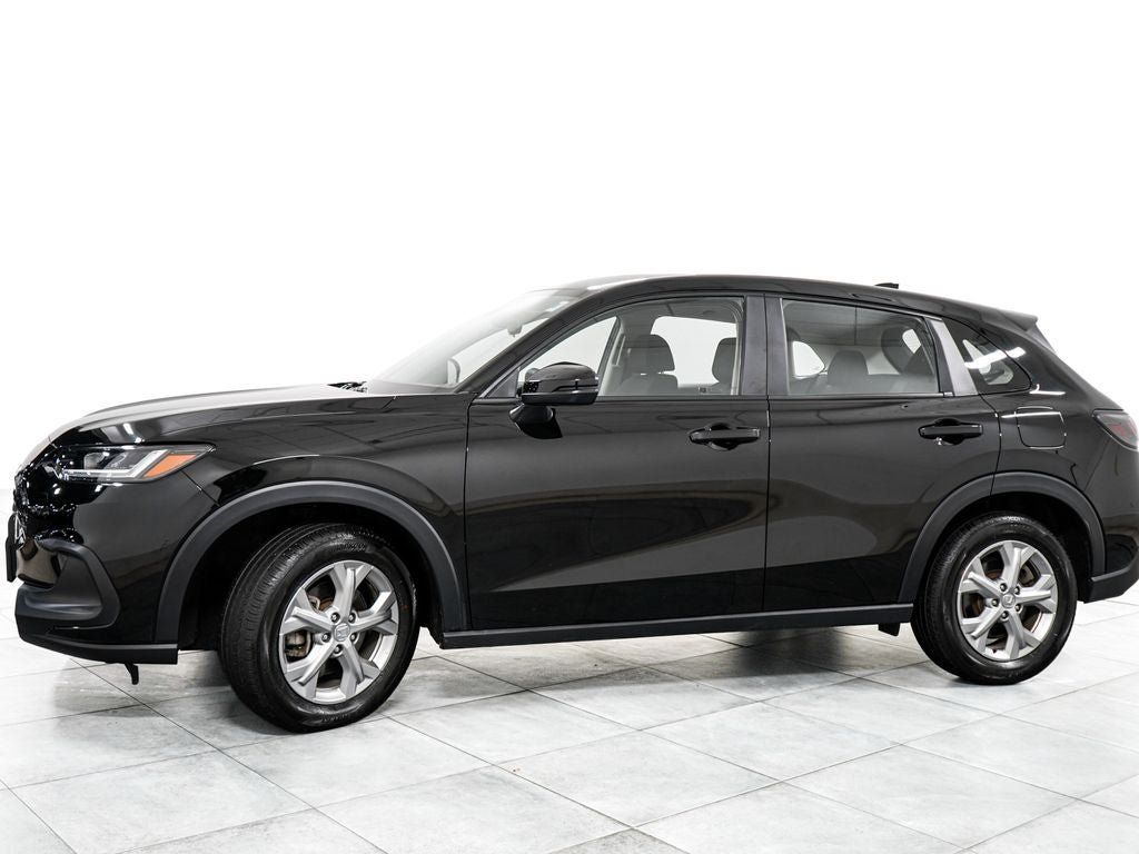 Used 2025 Honda HR-V LX image 4