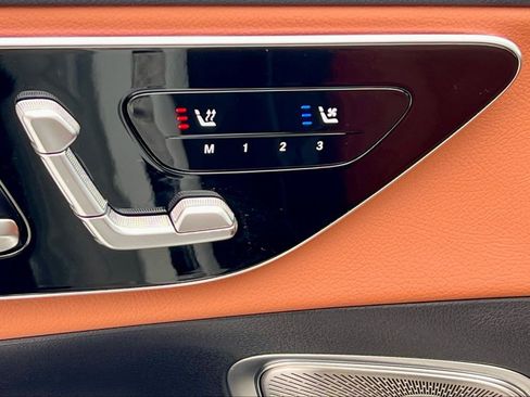 Certified 2025 Mercedes-Benz GLC 300 4MATIC image 5