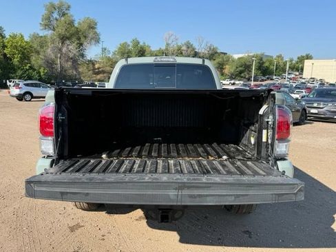 Used 2023 Toyota Tacoma TRD Sport w/ TRD Premium Sport Package AWD/4WD image 18
