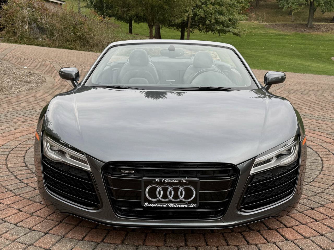 Used 2015 Audi R8 V8 w/ Full Leather Package AWD/4WD image 16