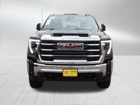 New 2025 GMC Sierra 2500 SLT w/ SLT Premium Package image 2