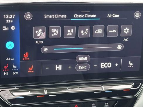 Used 2023 Volkswagen ID.4 Pro S Plus image 17