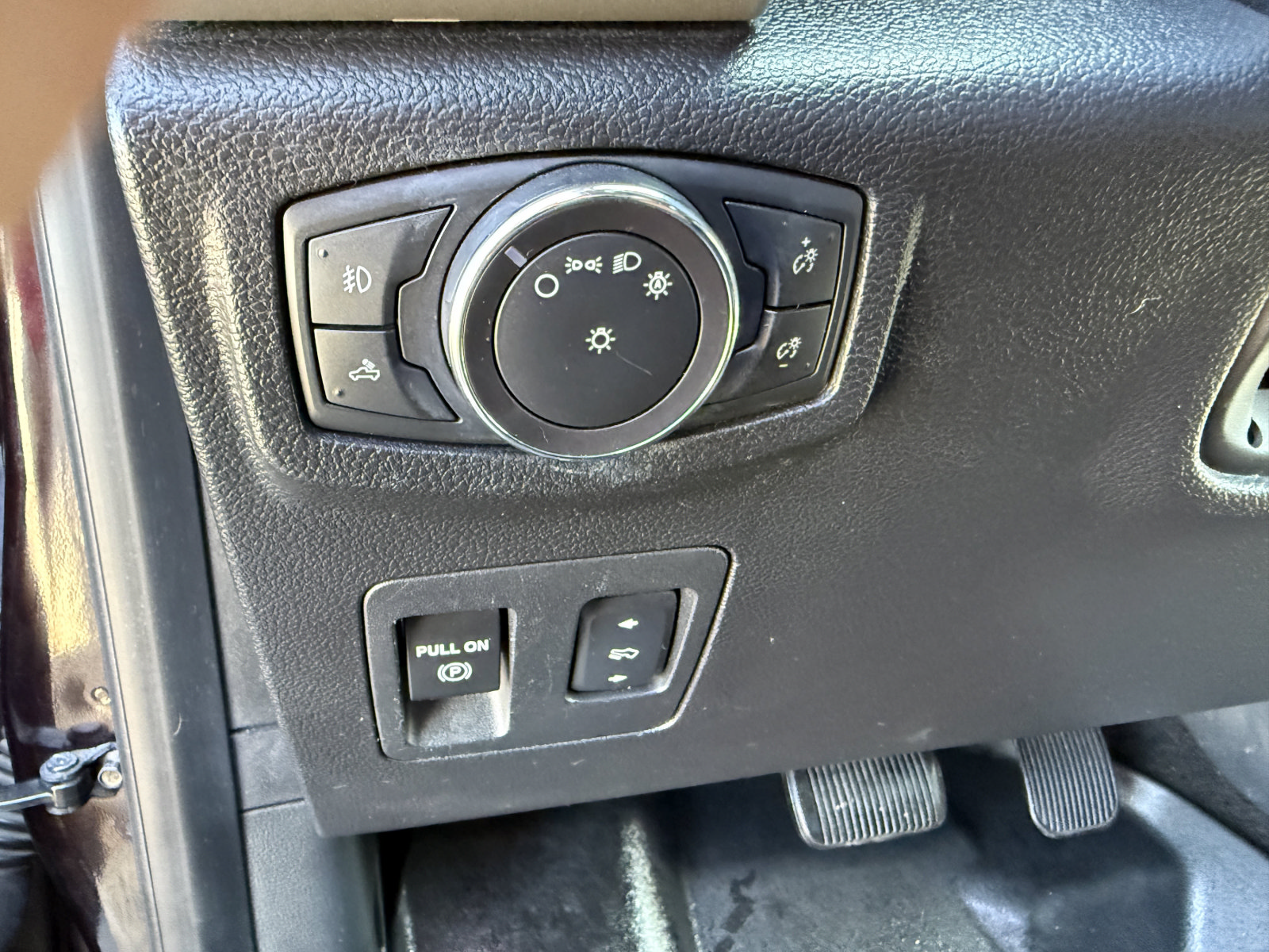 Used 2018 Ford F150 Lariat AWD/4WD image 20