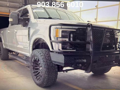 Used 2022 Ford F350 Lariat w/ Lariat Ultimate Package image 4