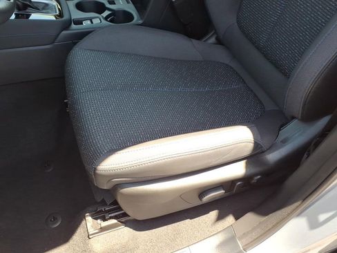 Used 2025 Subaru Forester Premium AWD/4WD image 25