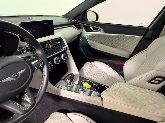 Used 2023 Genesis G70 3.3T w/ Sport Prestige Package RWD image 28