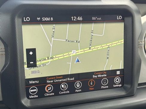 Used 2022 Jeep Wrangler Unlimited Sahara AWD/4WD image 33