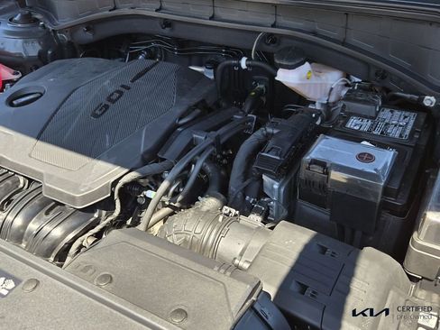 Certified 2025 Kia Sorento LX image 20