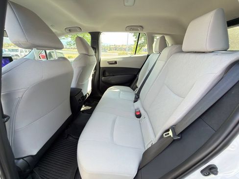 Used 2024 Toyota Corolla Cross L AWD/4WD image 19