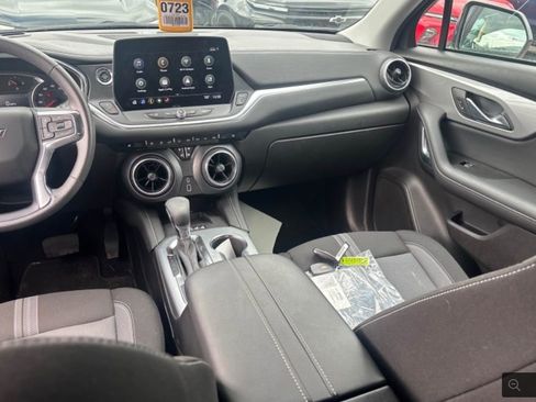 Used 2024 Chevrolet Blazer LT w/ Convenience Package image 10