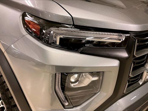 Used 2024 GMC Canyon AT4 w/ AT4 Premium Package image 26