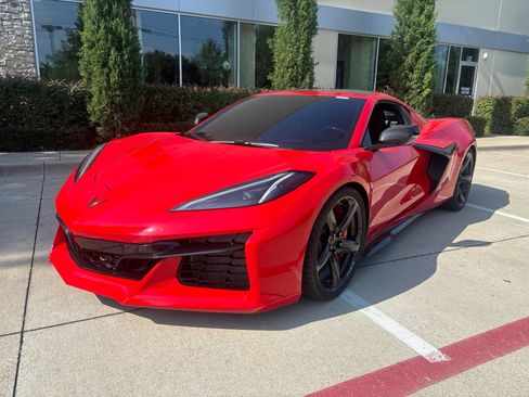Used 2023 Chevrolet Corvette Z06 w/ Stealth Interior Trim Package RWD image 2