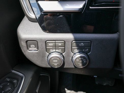 New 2026 GMC Sierra 1500 Elevation AWD/4WD image 21
