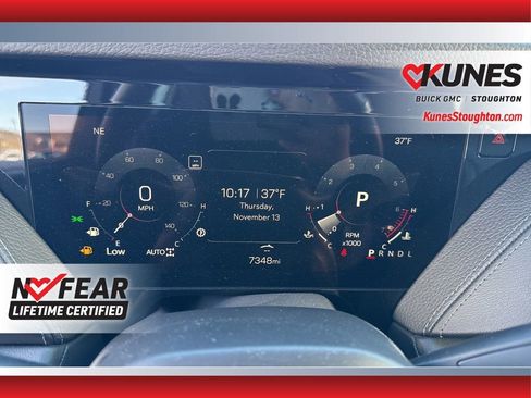 Used 2025 GMC Yukon XL Denali image 29