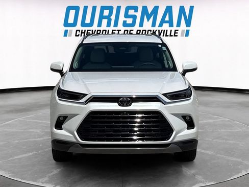 Used 2024 Toyota Grand Highlander AWD image 8