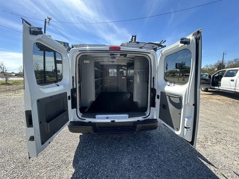 Used 2019 Nissan NV 2500 SV w/ Navigation Package image 17