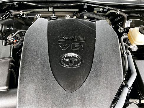 Used 2023 Toyota Tacoma TRD Sport AWD/4WD image 33