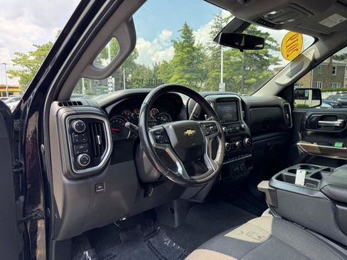 Used 2019 Chevrolet Silverado 1500 LT w/ All-Star Edition AWD/4WD image 27