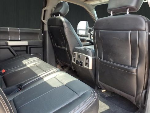 Used 2020 Ford F350 Lariat w/ Lariat Ultimate Package AWD/4WD image 15